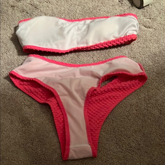 Bright Pink Textured Bikini Set - Picture 3 of 4